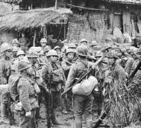 ����Զ��ս��:�ձ��ض���ϵ��æ�齨�Ǿ������